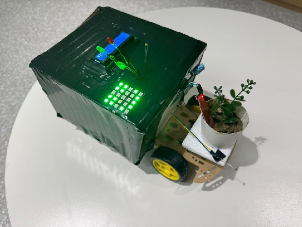 창공설 5분반 easy조 반려식물로봇 대표이미지